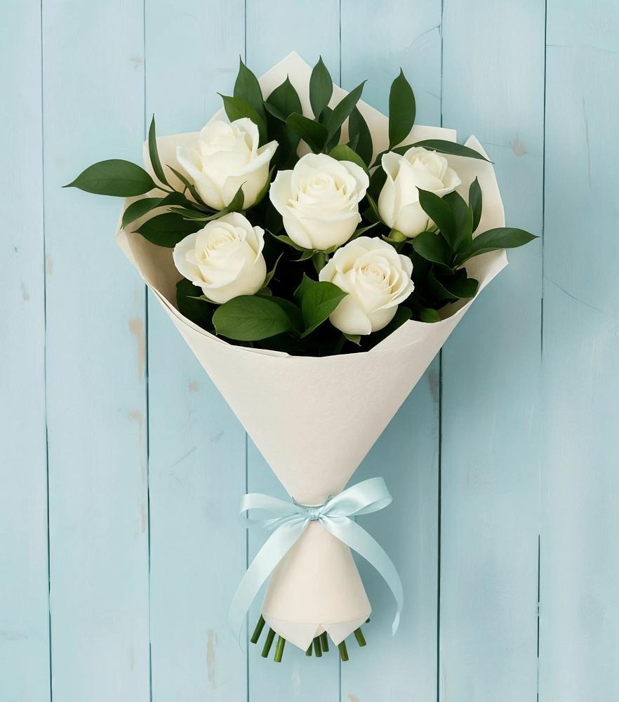 Букет цветов из: Розы в Тлюстенхабль