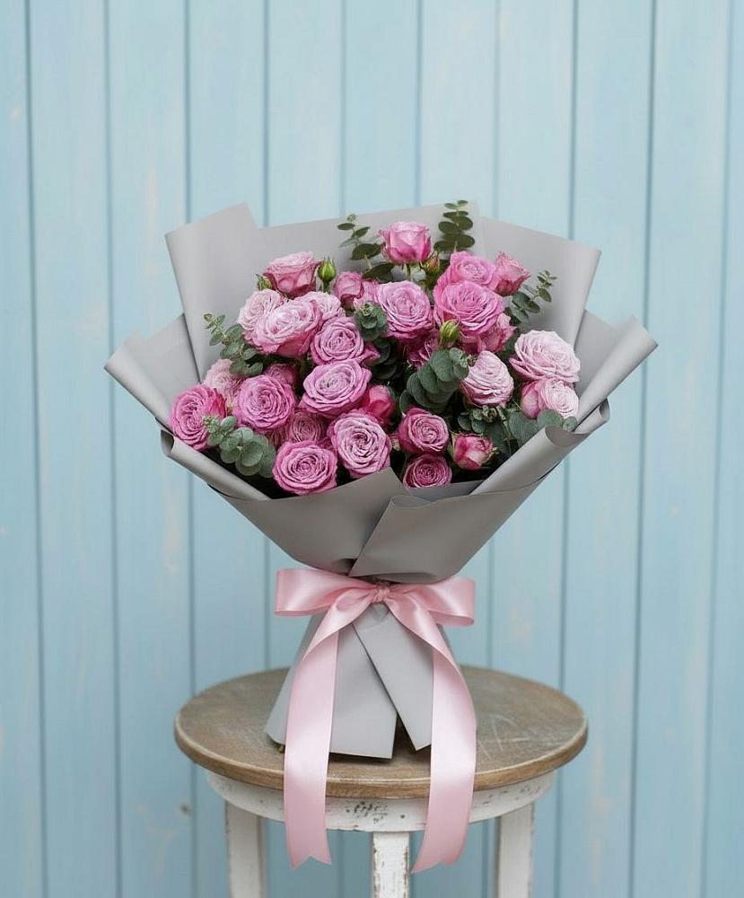 Букет цветов из: Розы в Тлюстенхабль