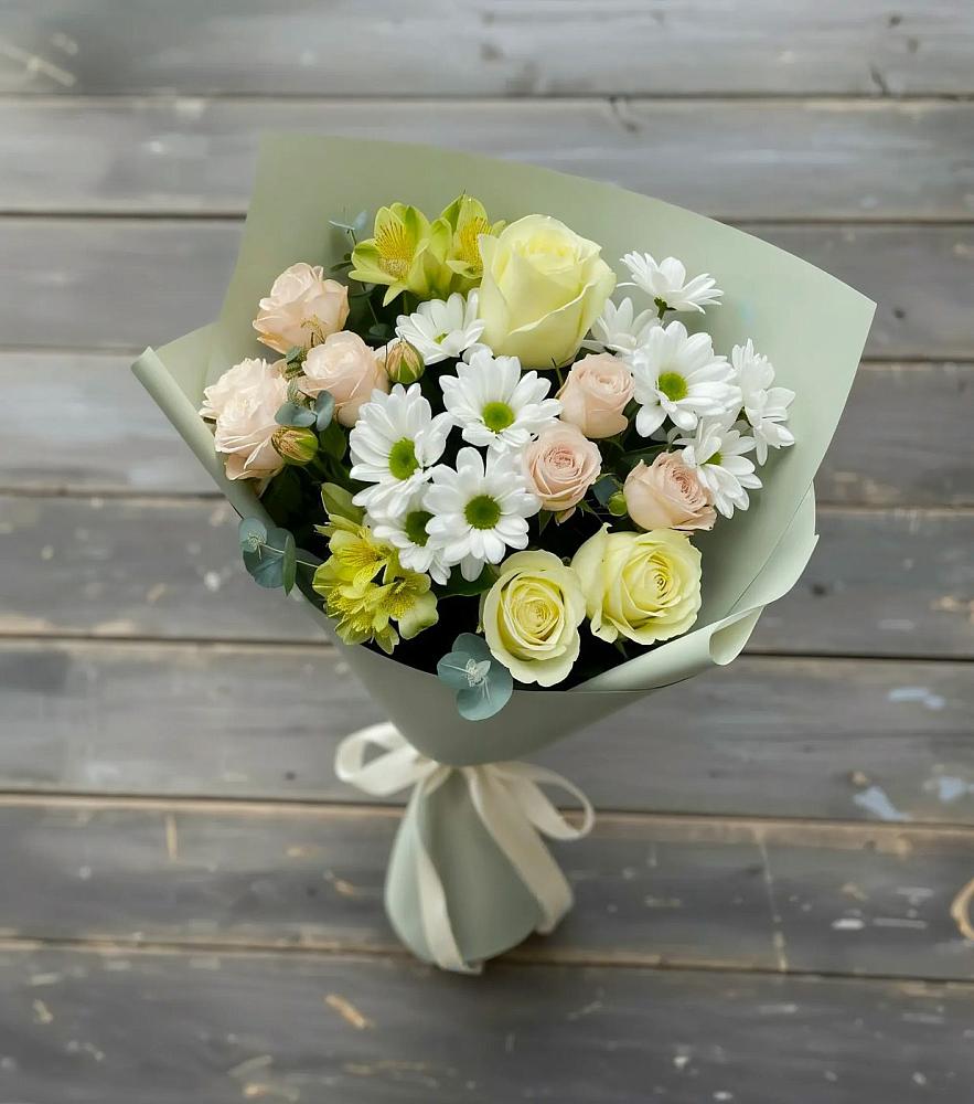 Букет цветов из: Альстромерии, Розы и Хризантемы в Тлюстенхабль