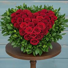 Цветочная композиция из Розы в виде сердца в Тлюстенхабль