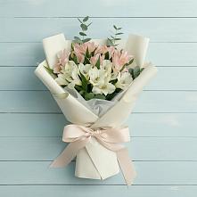 Букет цветов из:  Альстромерии #REPLACE_PRED# Тлюстенхабль