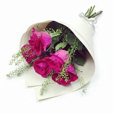 Букет цветов из:  Розы в Тлюстенхабль