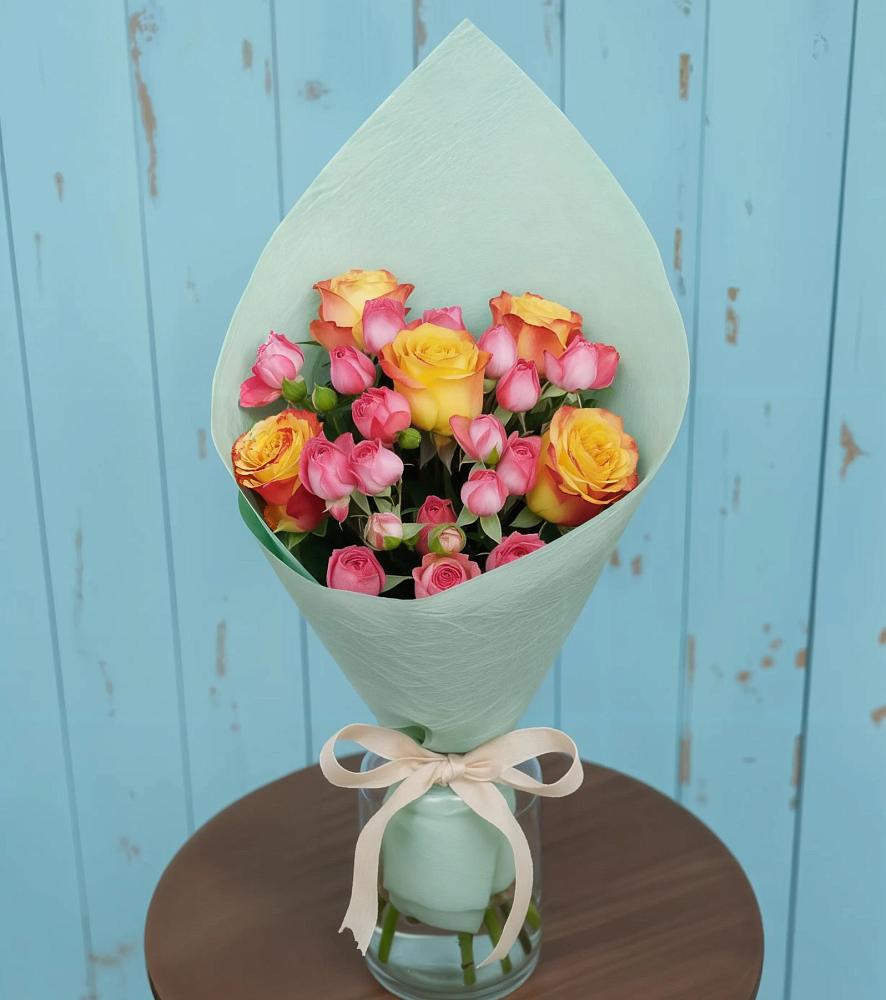 Букет цветов из: Розы в Тлюстенхабль