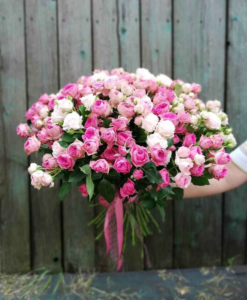 Букет Розовые кустовые розы Натали и Лав Лидия в Тлюстенхабль