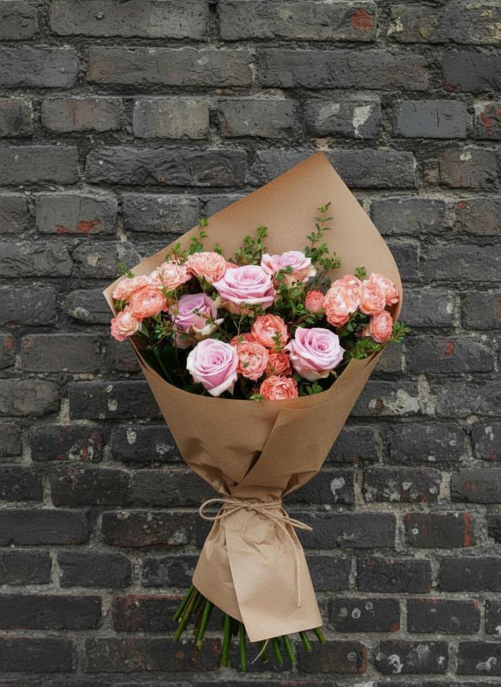 Букет цветов из: Розы в Тлюстенхабль