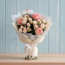 Букет цветов из:  Розы в Тлюстенхабль