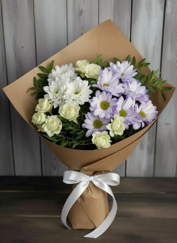 Букет цветов из: Хризантемы и Розы в Тлюстенхабль